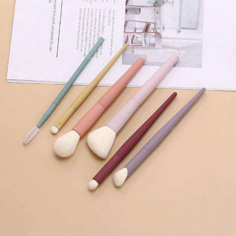 Custom Luxury Professional Makeup Brush Set for Face Makeup Colorful Eyeshadow Concealer